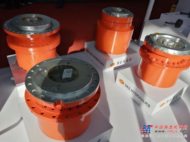 赛克思液压行星减速机产品展示赛克思液压:承载你的重托,实现你的梦想